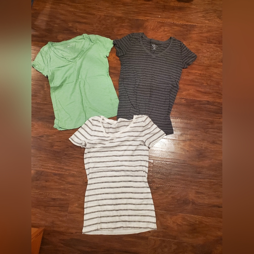 MERONA short sleeve shirts lot of 3 size XS